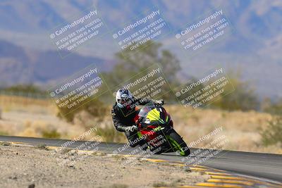 media/Dec-17-2022-SoCal Trackdays (Sat) [[224abd9271]]/Turn 7 Set 2 (1140am)/